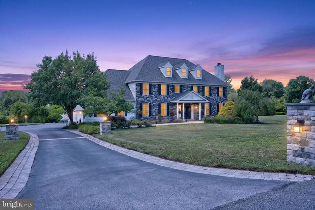 2180 SQUIRREL HILL RD, Schwenksville, PA 19473