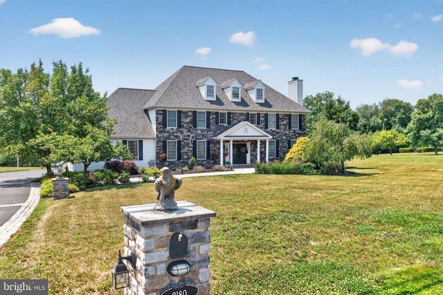 2180 SQUIRREL HILL RD, Schwenksville, PA 19473