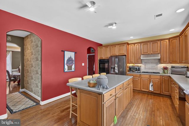 2180 SQUIRREL HILL RD, Schwenksville, PA 19473