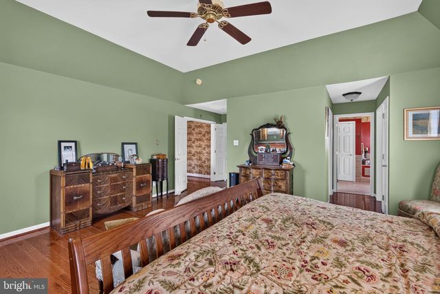 2180 SQUIRREL HILL RD, Schwenksville, PA 19473