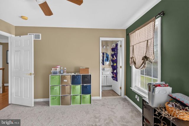 2180 SQUIRREL HILL RD, Schwenksville, PA 19473