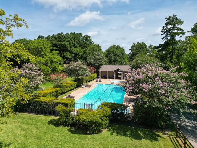 1572 Emerald Lakes Drive, Willis, TX 77378