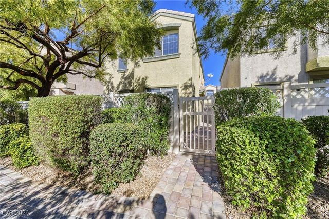 611 Desert Silk Court, North Las Vegas, NV 89084
