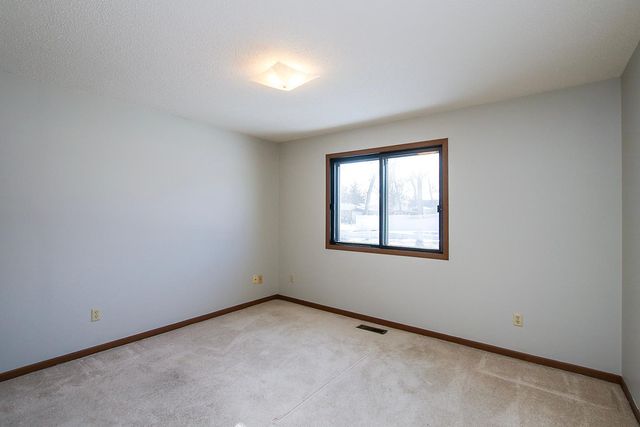 555 Graham Street SW, Hutchinson, MN 55350