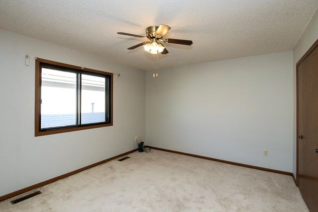 555 Graham Street SW, Hutchinson, MN 55350