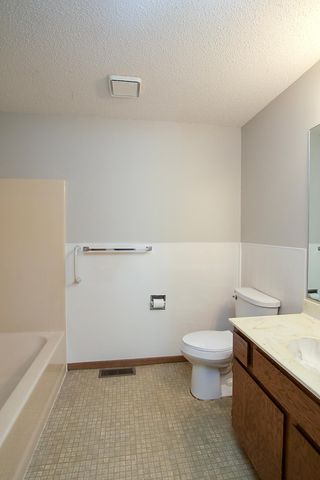 555 Graham Street SW, Hutchinson, MN 55350