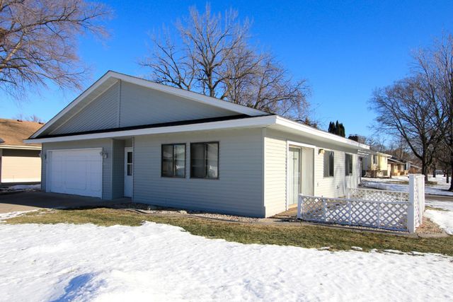 555 Graham Street SW, Hutchinson, MN 55350