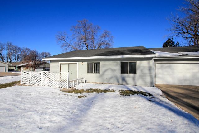 555 Graham Street SW, Hutchinson, MN 55350