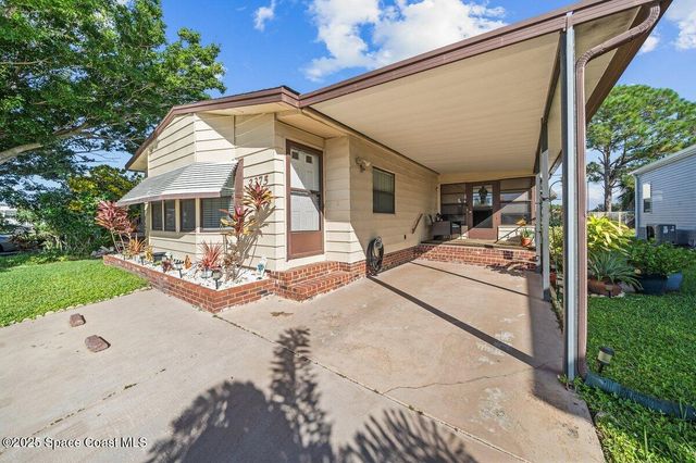 2375 Coconut Palm Drive NE, Palm Bay, FL 32905