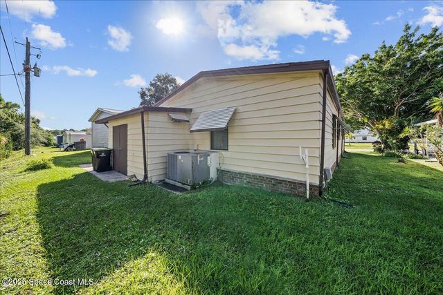 2375 Coconut Palm Drive NE, Palm Bay, FL 32905