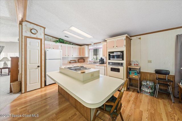 2375 Coconut Palm Drive NE, Palm Bay, FL 32905