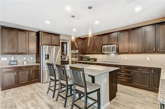 7741 Rainbow Rising Street, Las Vegas, NV 89113