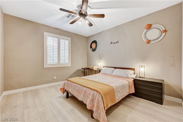 7741 Rainbow Rising Street, Las Vegas, NV 89113