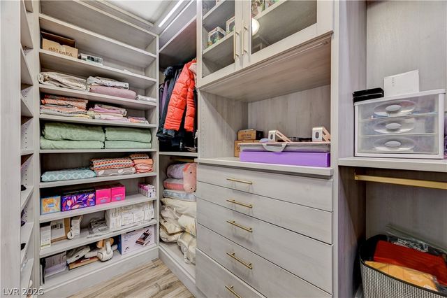 7741 Rainbow Rising Street, Las Vegas, NV 89113