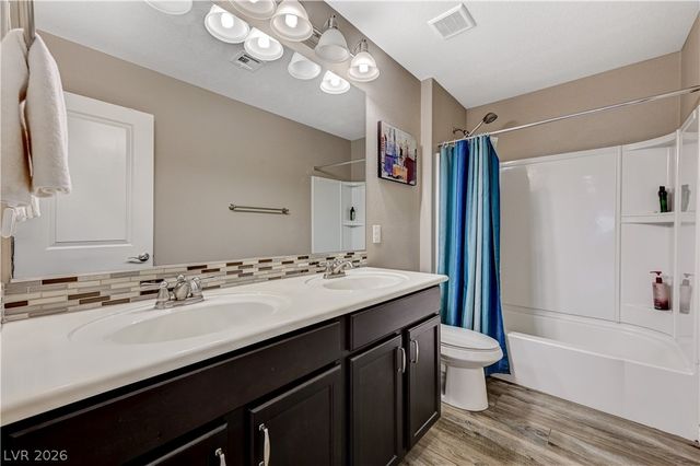 7741 Rainbow Rising Street, Las Vegas, NV 89113