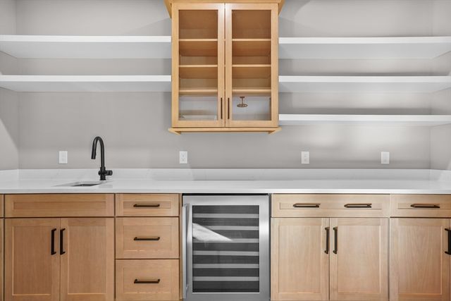 209 Middle, Haverhill, MA 01830