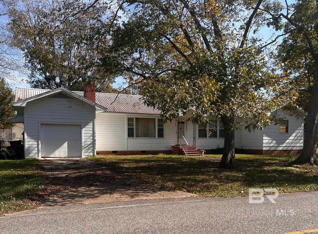 22932 Palmer Street, Robertsdale, AL 36567
