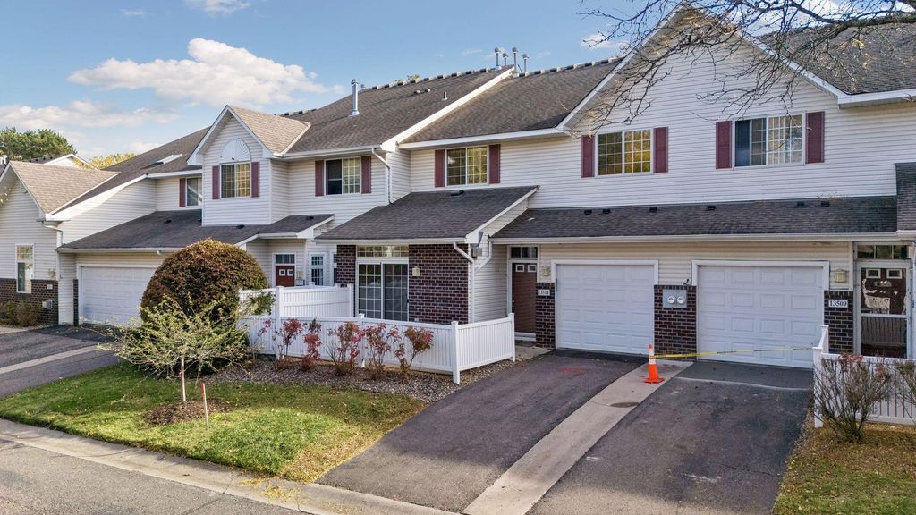 13511 Carmody Drive, Eden Prairie, MN 55344 — photo 2