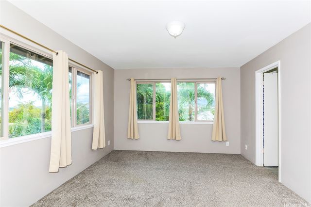 94-1211 Awaiki Street, Waipahu, HI 96797