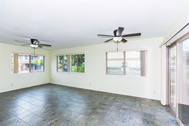 94-1211 Awaiki Street, Waipahu, HI 96797