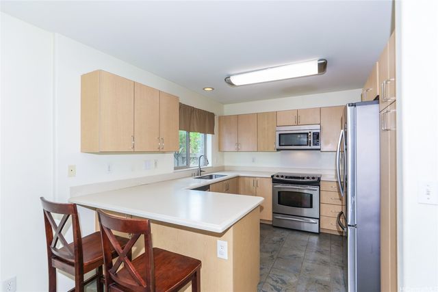 94-1211 Awaiki Street, Waipahu, HI 96797
