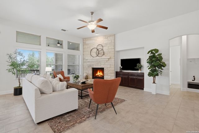 8930 IRVING HL, Boerne, TX 78015