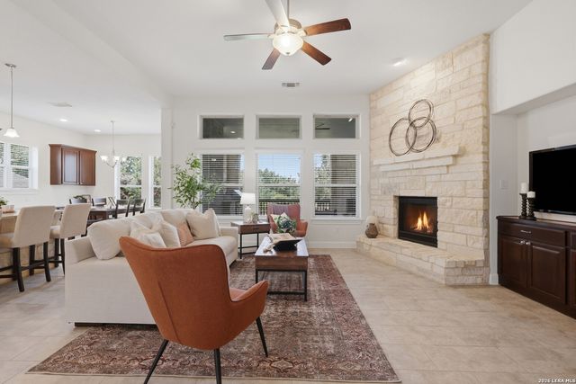 8930 IRVING HL, Boerne, TX 78015