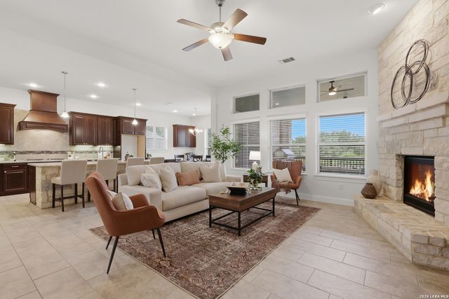 8930 IRVING HL, Boerne, TX 78015