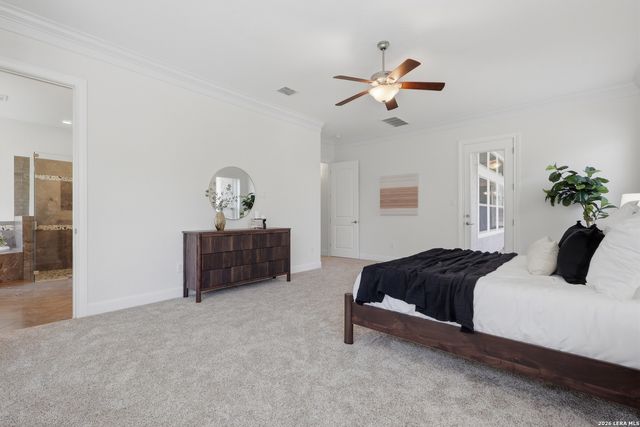 8930 IRVING HL, Boerne, TX 78015