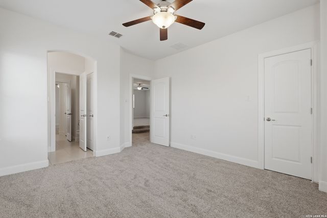 8930 IRVING HL, Boerne, TX 78015