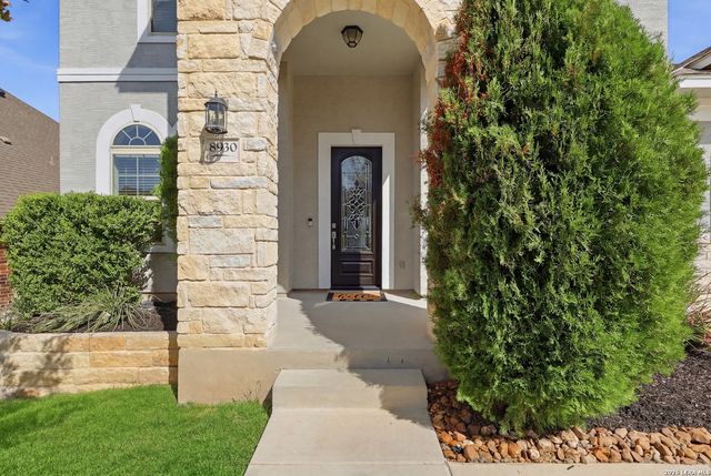 8930 IRVING HL, Boerne, TX 78015