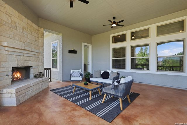 8930 IRVING HL, Boerne, TX 78015