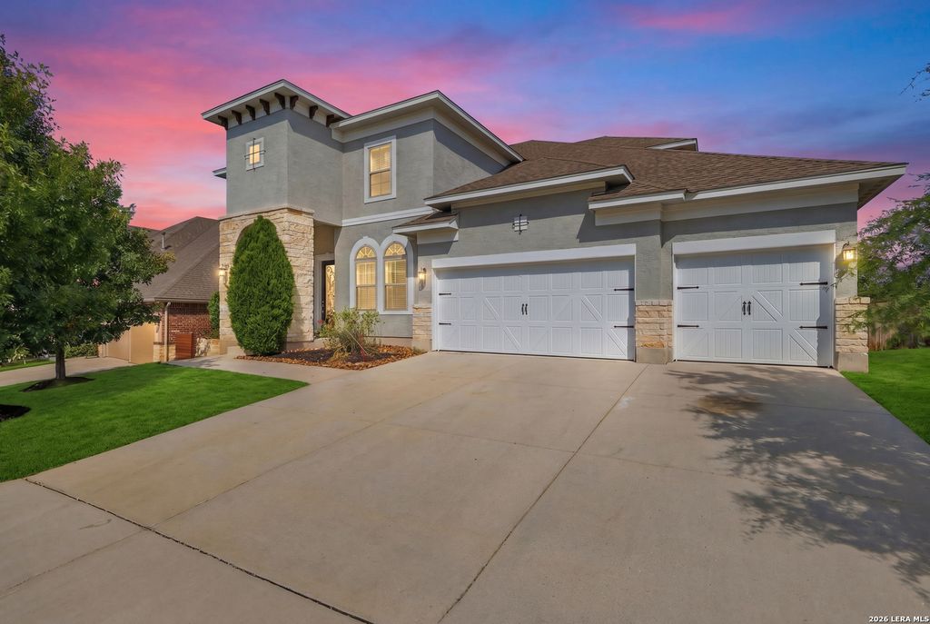 8930 IRVING HL, Boerne, TX 78015
