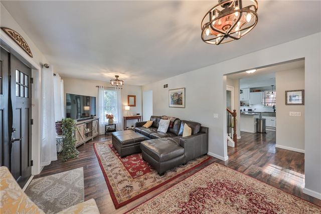 3823 Huckleberry Road, Allentown City, PA 18104