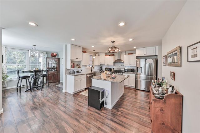 3823 Huckleberry Road, Allentown City, PA 18104