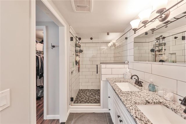 3823 Huckleberry Road, Allentown City, PA 18104