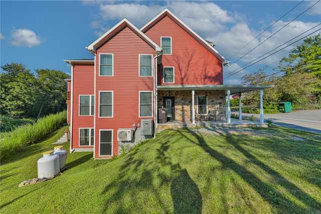 3823 Huckleberry Road, Allentown City, PA 18104