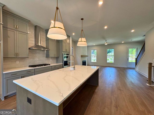 1917 Repose Drive, Chamblee, GA 30341