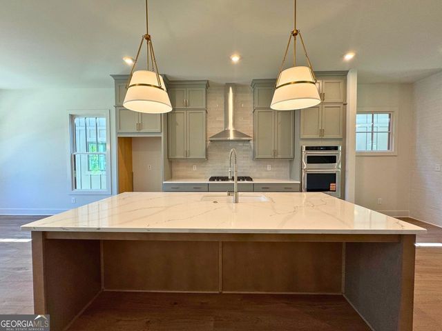 1917 Repose Drive, Chamblee, GA 30341
