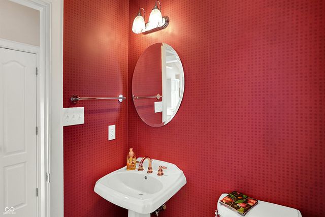 4117 McKean Lane, Indianapolis, IN 46250