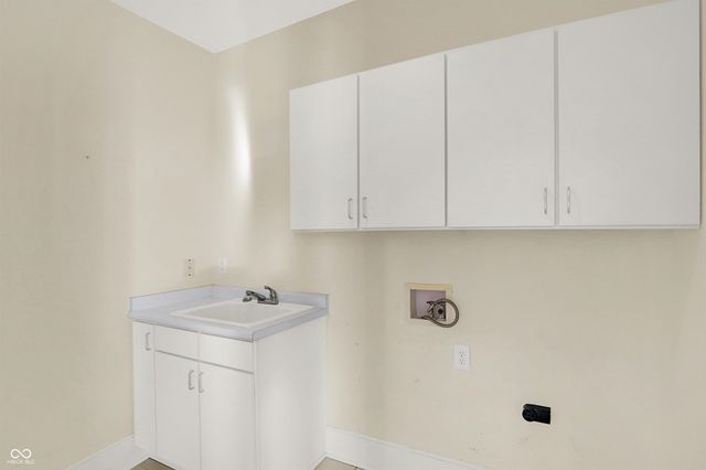 4117 McKean Lane, Indianapolis, IN 46250