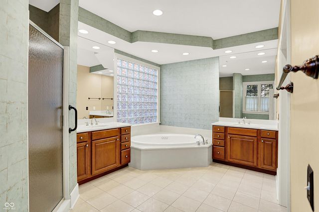 4117 McKean Lane, Indianapolis, IN 46250