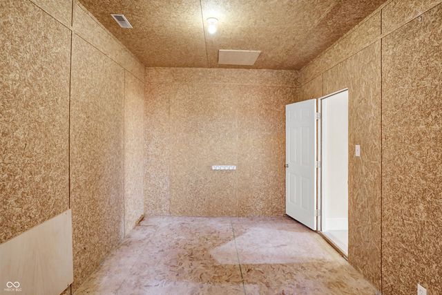 4117 McKean Lane, Indianapolis, IN 46250