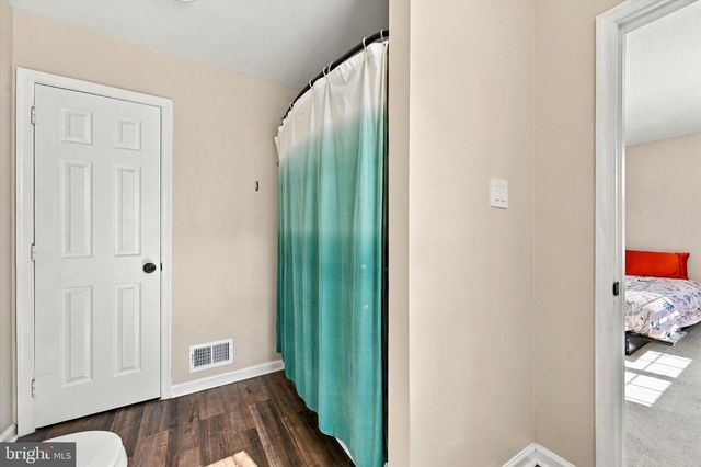 204 PENNFORD PL, Garnet Valley, PA 19060