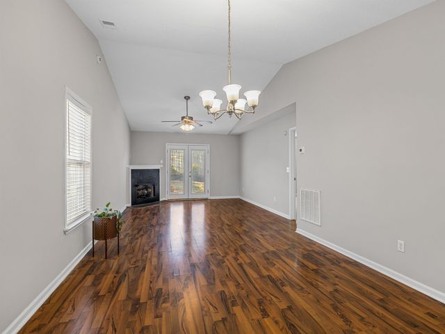 864 W Emerald Springs Drive, Boiling Springs, SC 29316