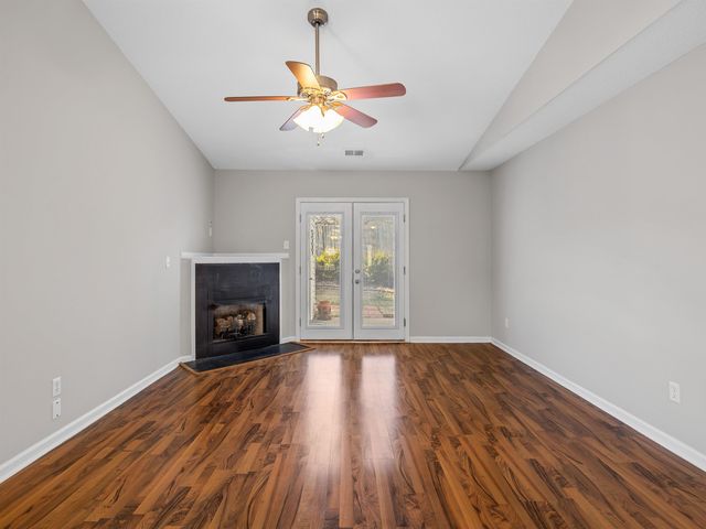 864 W Emerald Springs Drive, Boiling Springs, SC 29316