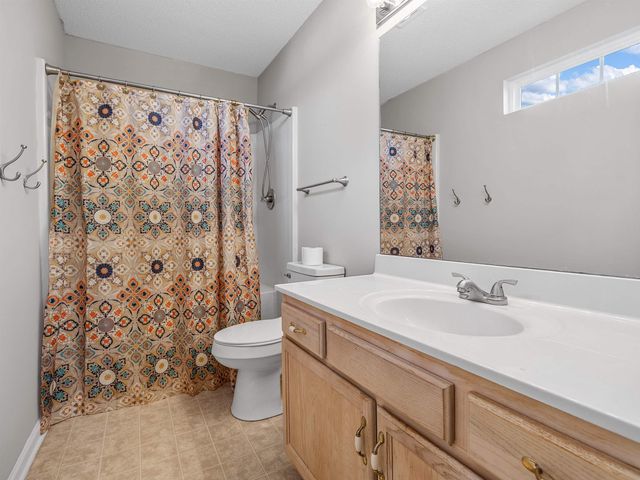 864 W Emerald Springs Drive, Boiling Springs, SC 29316