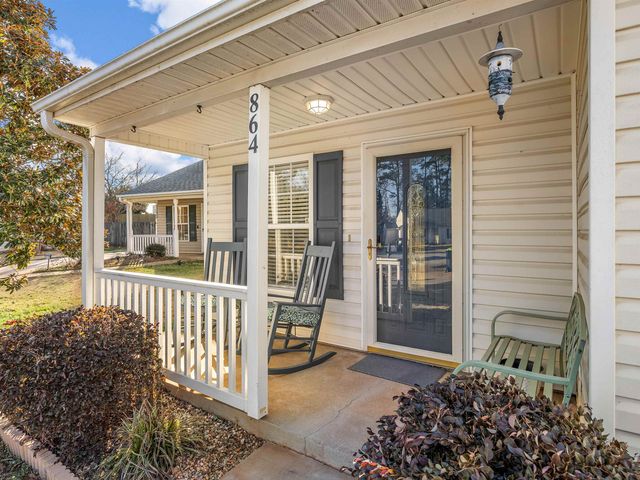 864 W Emerald Springs Drive, Boiling Springs, SC 29316