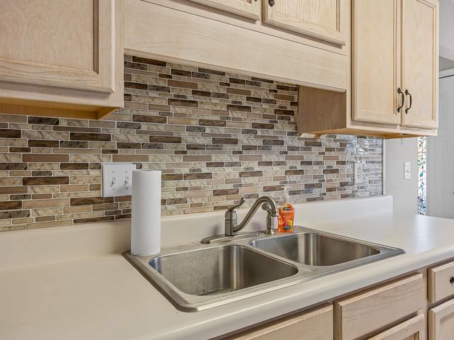 864 W Emerald Springs Drive, Boiling Springs, SC 29316