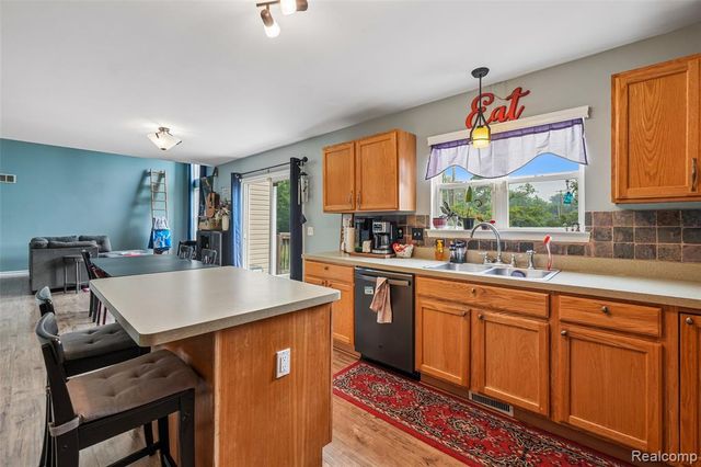 7157 Westminster Circle, Grand Blanc, MI 48439